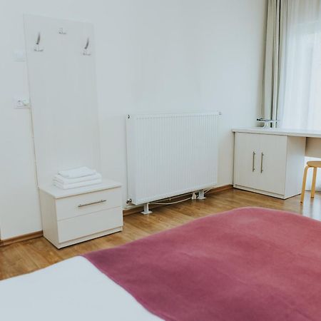 Camelia'S Cozy Place Nagybánya Kültér fotó